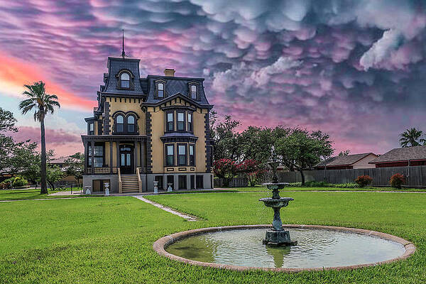 Fulton Mansion by Steve Snyder Fulton Mansion by Steve Snyder