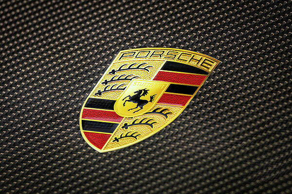 Wall Art - Photograph - GTR Embmel by Jorge Perez