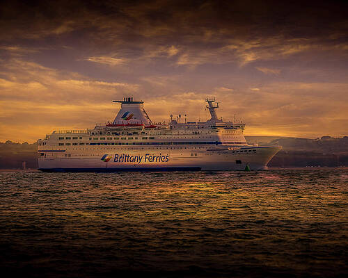 Homeward Bound by Chris Boulton Homeward Bound by Chris Boulton