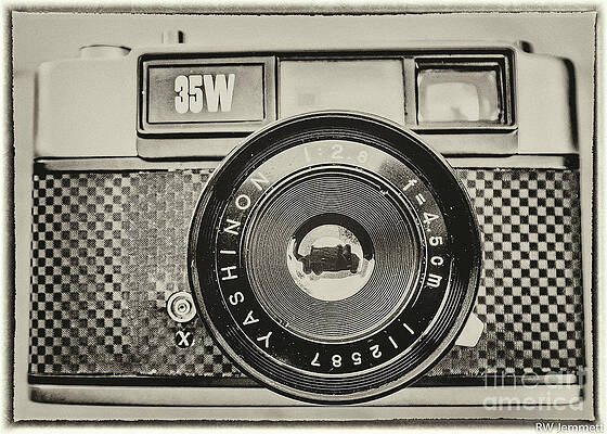 Image on Vintage Yashica Camera 35W by Richard Jemmett Image on Vintage Yashica Camera 35W by Richard Jemmett