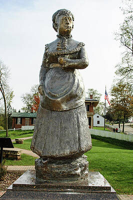 Wall Art - Photograph - Julia Dent Grant Statue, Galena, Illinois by Thierry Lach