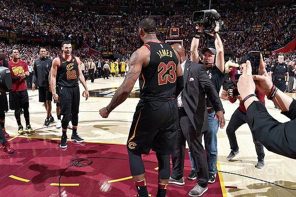Wall Art - Photograph - Larry Nance and Lebron James by David Liam Kyle