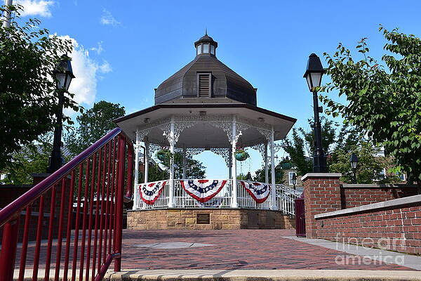 Ligonier Diamond Independence Day Livery by Nick Garuccio Ligonier Diamond Independence Day Livery by Nick Garuccio