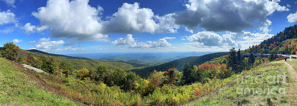 Linn Cove Viaduct Overlook 5129b by Jack Schultz Linn Cove Viaduct Overlook 5129b by Jack Schultz