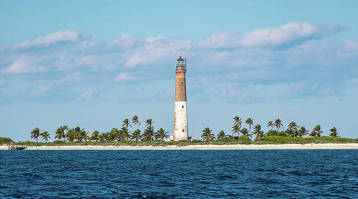 Wall Art - Photograph - Loggerhead Lighthouse by David Hart