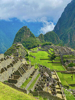 Wall Art - Photograph - Machu Picchu 2 by Leslie Brashear