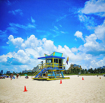 Miami Beach by AYDIN GULEC Miami Beach by AYDIN GULEC