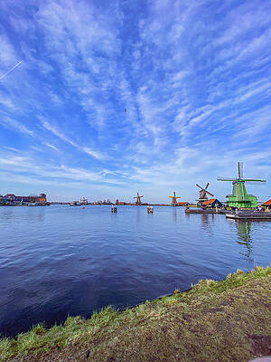 Mills in Holland by Kiranenroute S