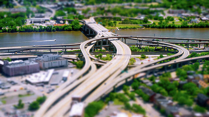 Mini Overpass by Brad Wenskoski Mini Overpass by Brad Wenskoski