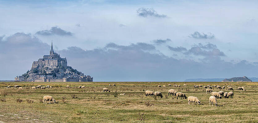 Wall Art - Photograph - Mont Saint Michel 2 by Rand Ningali