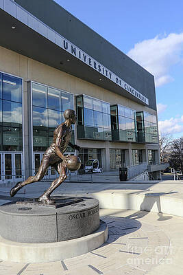 Wall Art - Photograph - Oscar Robertson Statue in Front of University of Cincinnati Fifth Third Arena  9348 by Jack Schultz