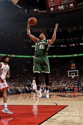 Wall Art - Photograph - Rashad Vaughn by Ron Turenne