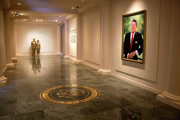 Wall Art - Photograph - Reagans Foyer by American Landscapes