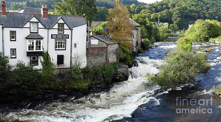River Dee at Llangollen by Phil Banks River Dee at Llangollen by Phil Banks