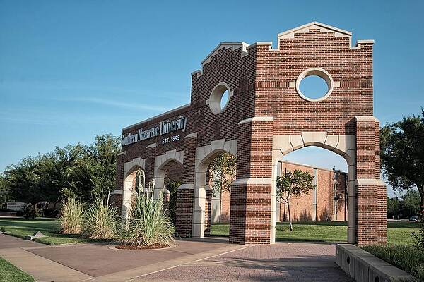 SNU Campus Entry by Buck Buchanan SNU Campus Entry by Buck Buchanan