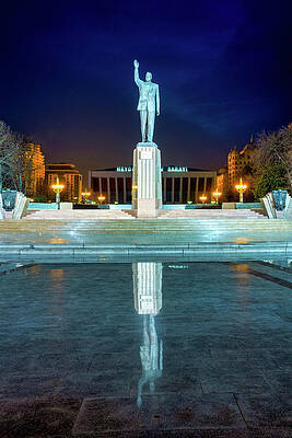 Statue of Heydar Aliyev by Fabrizio Troiani Statue of Heydar Aliyev by Fabrizio Troiani