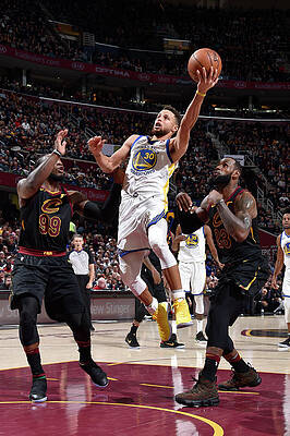 Wall Art - Photograph - Stephen Curry by David Liam Kyle