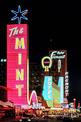 Vintage Black Glass Dish Downtown Las Vegas The Mint Hotel Casino 2x2 CC 