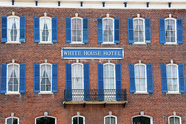 White House Hotel by Steve Stuller White House Hotel by Steve Stuller
