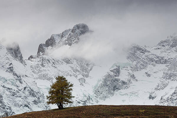Winter is coming - 2 - French Alps by Paul MAURICE Winter is coming - 2 - French Alps by Paul MAURICE