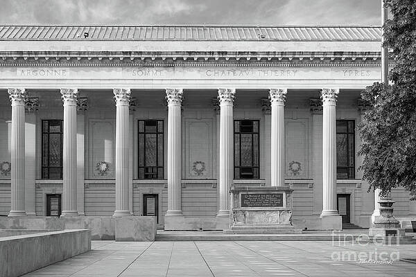 Yale University Schwarzman Center by University Icons Yale University Schwarzman Center by University Icons