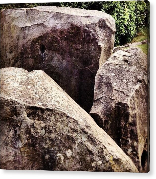 Coldrumlongbarrow Acrylic Print featuring the photograph Coldrum Long Barrow by Nic Squirrell