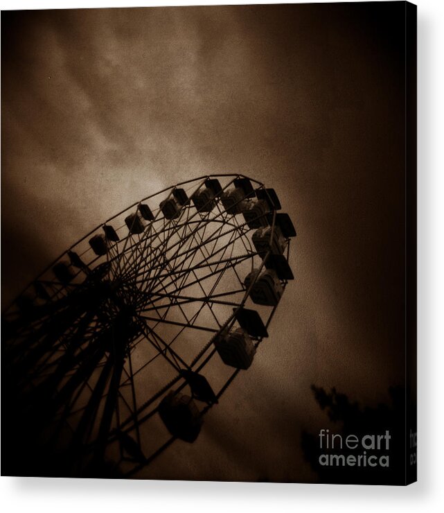 Something Wicked This Way Comes Acrylic Print featuring the photograph Something Wicked by T Lowry Wilson