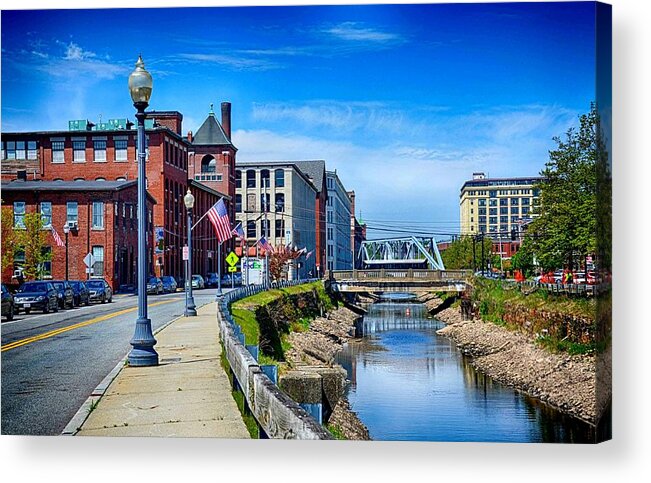 Green Acrylic Print featuring the photograph City Life #1 by Tricia Marchlik