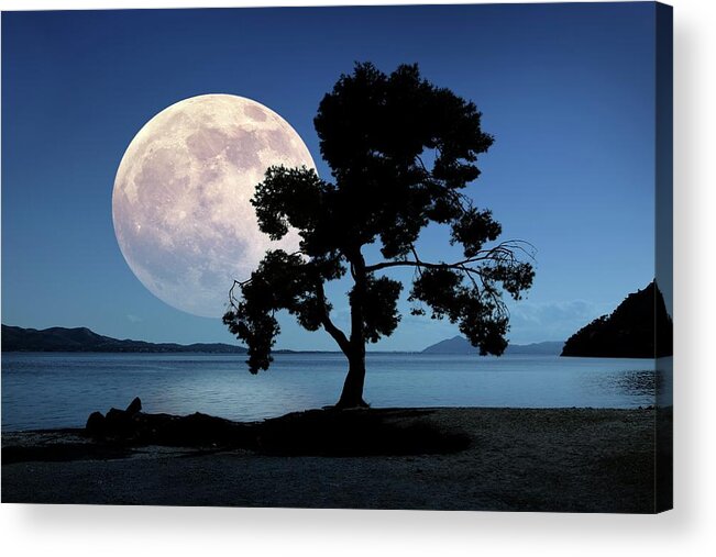 Moon Acrylic Print featuring the photograph Moon Rising Over The Sea #1 by Detlev Van Ravenswaay