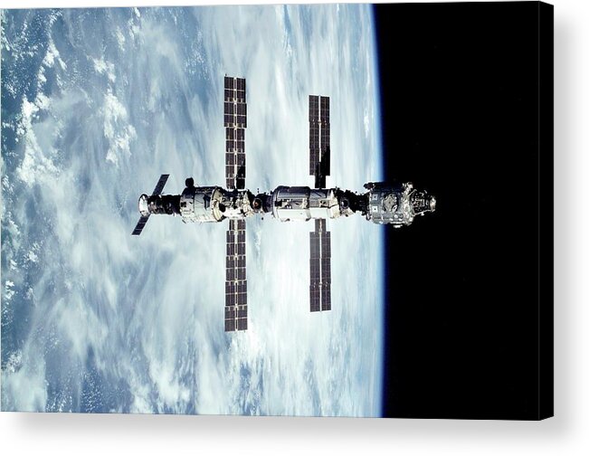 International Space Station Acrylic Print featuring the photograph International Space Station #48 by Nasa/science Photo Library