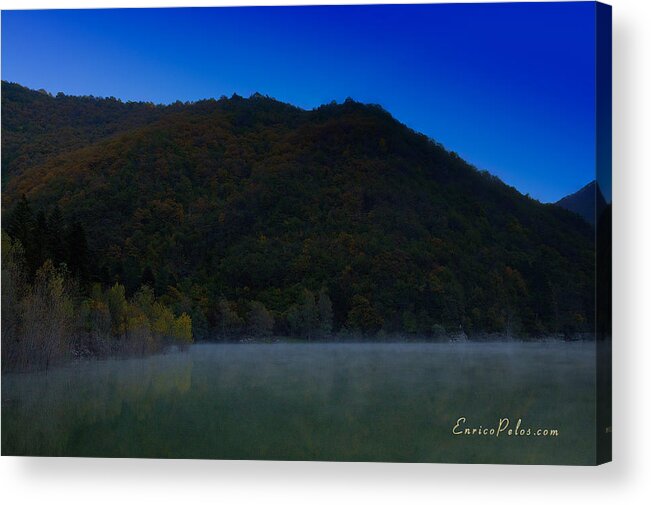 Lago Acrylic Print featuring the photograph AUTUNNO Alba sul lago - AUTUMN Lake dawn 9576 by Enrico Pelos