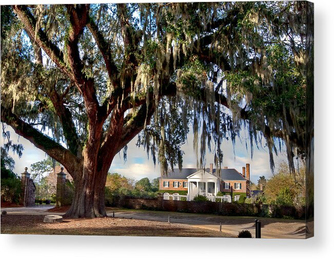 Boone Hall Plantation Acrylic Print featuring the photograph Boone Hall Mansion by Walt Baker