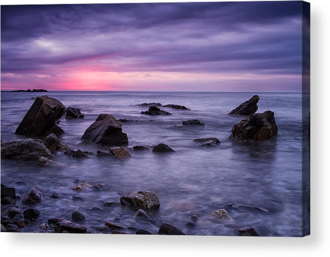 New Hampshire Acrylic Print featuring the photograph Boulders In The Surf Wallis Sands by Jeff Sinon