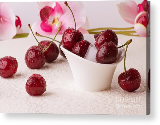 Kirschen Acrylic Print featuring the photograph Cherries2 by Christine Sponchia