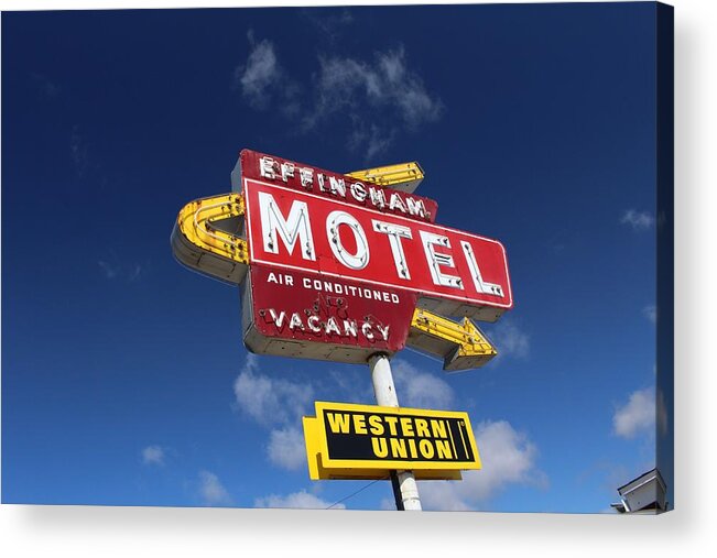 Effingham Acrylic Print featuring the photograph Effingham Motel by Suzanne Lorenz