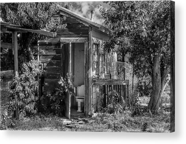 Old Building Acrylic Print featuring the photograph Farmers Rest Area B/W by Bruce Bottomley