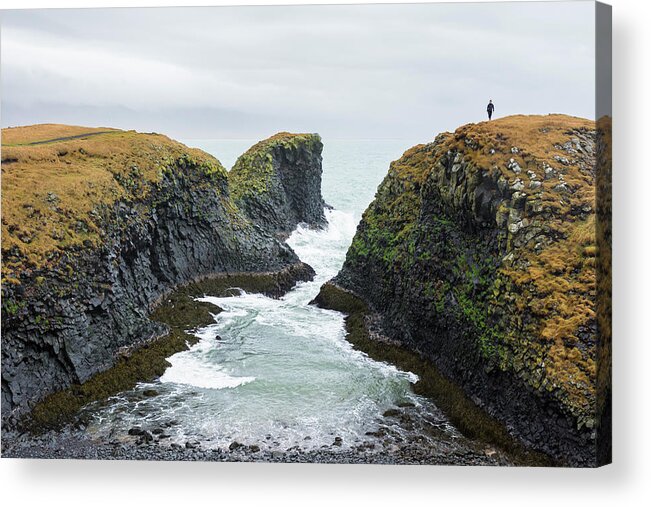 Non Urban Scene Acrylic Print featuring the photograph Hiker Walking On Grassy Cliff by Andres Valencia