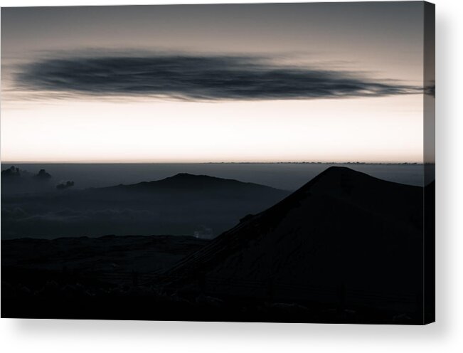 Hawaii Acrylic Print featuring the photograph Horizons by Scott Rackers