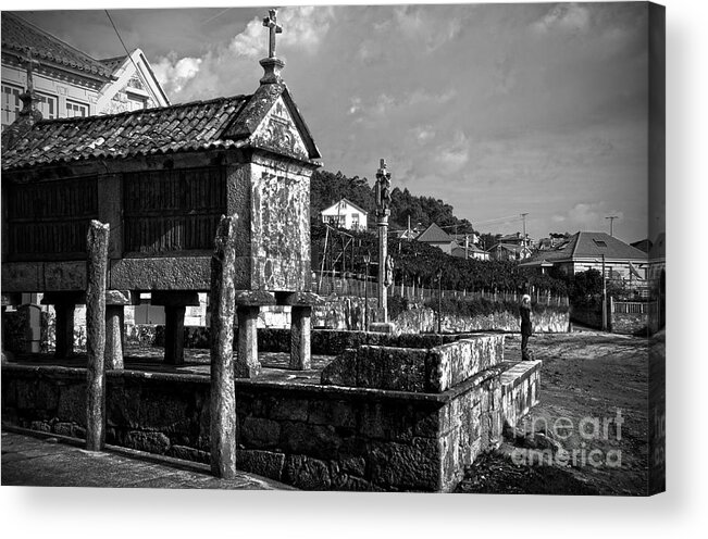  Fisher Acrylic Print featuring the photograph Horreo and cruceiro in Galicia BW by RicardMN Photography