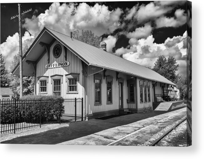 Guy Whiteley Photography Acrylic Print featuring the photograph Jefferson Station 7K02041b by Guy Whiteley