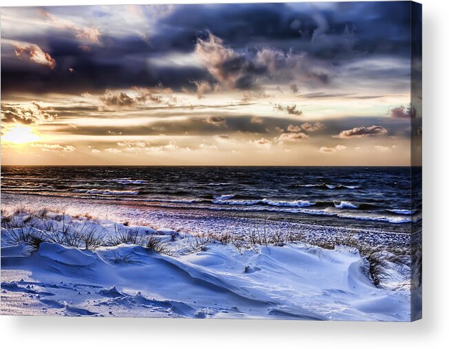 Evie Acrylic Print featuring the photograph Lake Effect Saugatuck Michigan by Evie Carrier