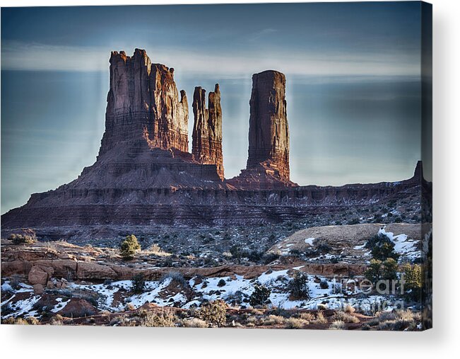 Monument Valley Acrylic Print featuring the photograph Monument Valley -Utah V17 by Douglas Barnard