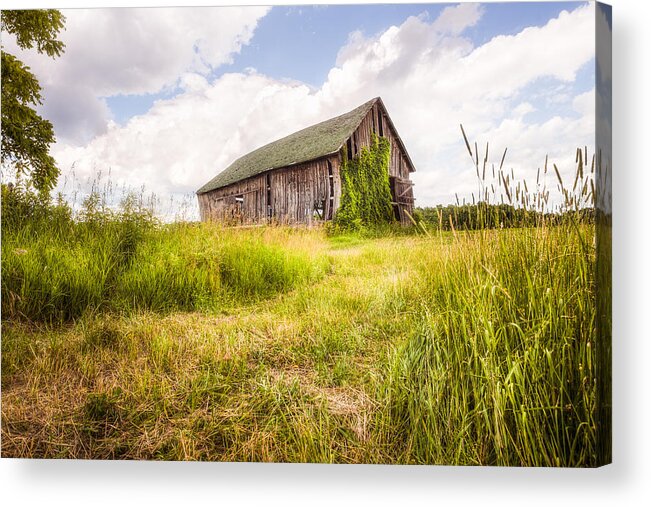 Old Barn Acrylic Print featuring the photograph Old Barn in Ontario County - New York State by Gary Heller