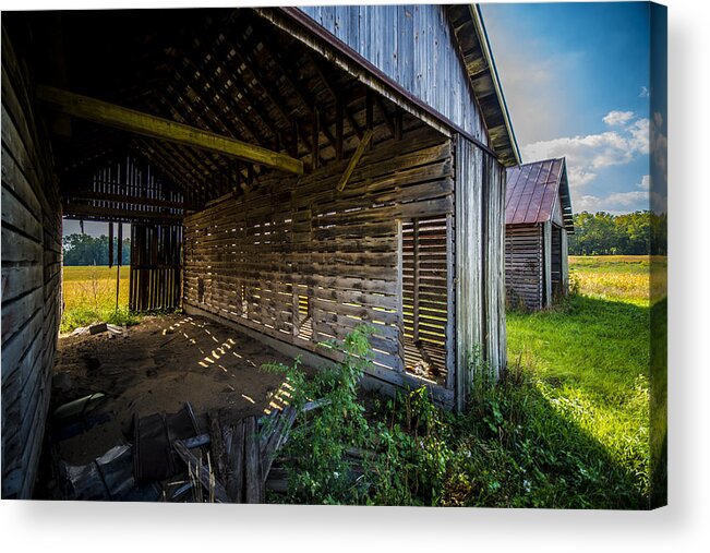 Old Barn Acrylic Print featuring the photograph Old Barn by Kevin Cable