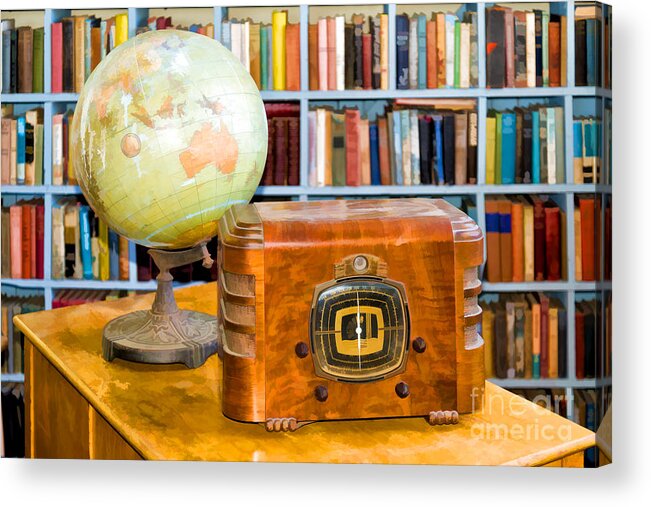 Old Acrylic Print featuring the photograph Old globe and radio by Les Palenik