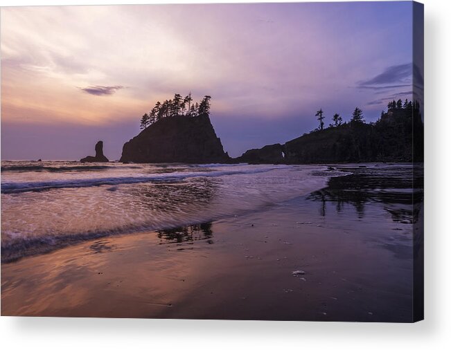 Washington Acrylic Print featuring the photograph Second Beach by Dustin LeFevre