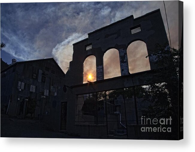 Sunset Acrylic Print featuring the photograph Setting Sun through La Victoria by Ron Chilston