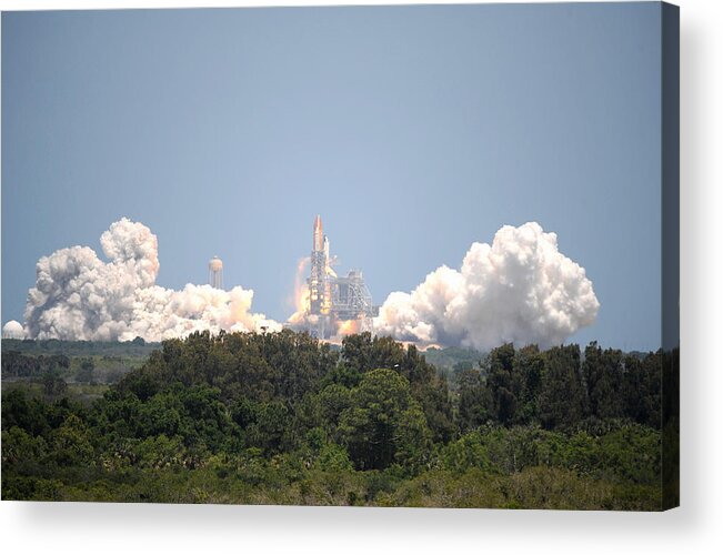 Astronomy Acrylic Print featuring the photograph Sts-132, Space Shuttle Atlantis Launch by Science Source