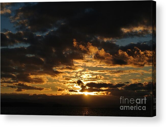  Acrylic Print featuring the photograph Sunset -Thieves Bay by Sharron Cuthbertson