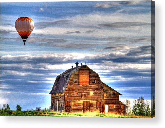 Colorado Acrylic Print featuring the photograph The Old Barn and Balloon by Scott Mahon